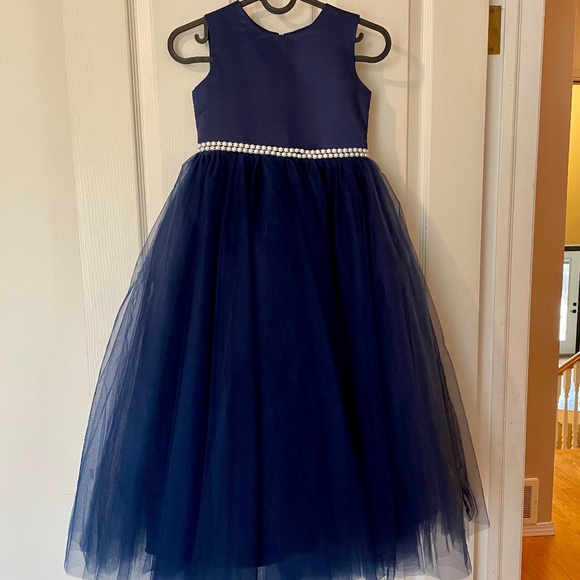 Flower Girl Dress - Size 8 - Picture 1 of 4